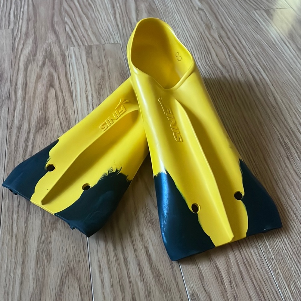 Finis swim fins, flipper, zoomers men’s 10.5-11.5